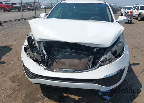 2011 Kia Sportage Lx z USA, uszkodzony, nr VIN KNDPB3A27B7126408